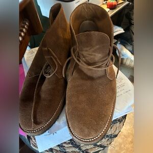 Men's tan suede chukka boot by J. Crew-10 EUC leather upper & lining R $149+